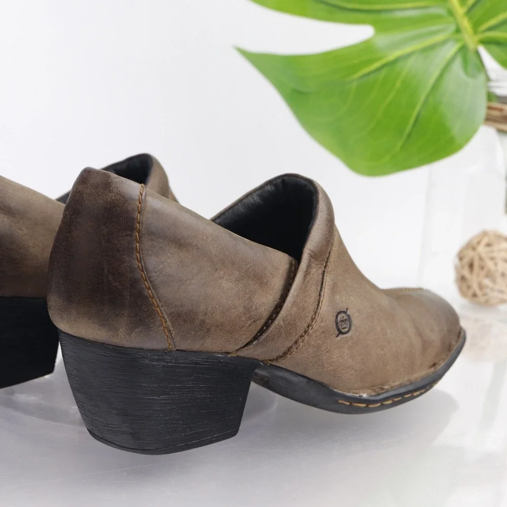 Born Womens Kinney Boot Pump Size 8 Brown Leather Comfort Shoe Block Heel SlipOn